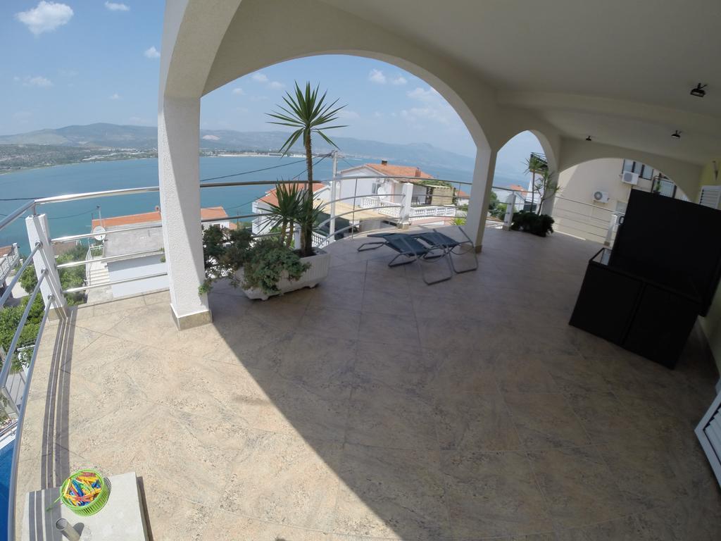 Palace View Trogir Eksteriør bilde